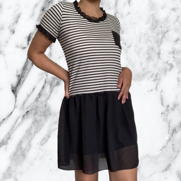 3 for $15 Pual Ce Cin Black & White Striped Dress - Picture 1 of 8